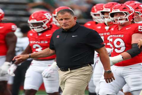 Iowa vs. Rutgers prediction: Best bet, odds, pick for Friday night’s Big Ten showdown