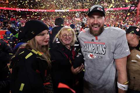 Jason Kelce Says Mom Donna Is Ready for Travis & Taylor Swift to Have Kids: ‘She’s Put Some..