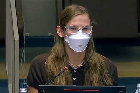 Violet Affleck Rips Into Leaders 'Ignoring' Lasting Effects of COVID-19