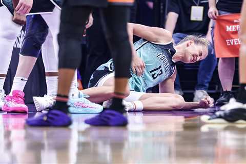 Leonie Fiebich played Liberty Game 3 crusher with a broken rib
