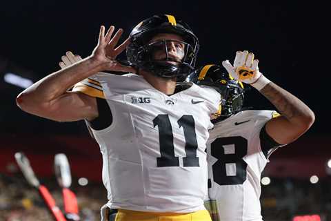 College football Week 5 predictions, odds: Three picks, best bets for Saturday’s card