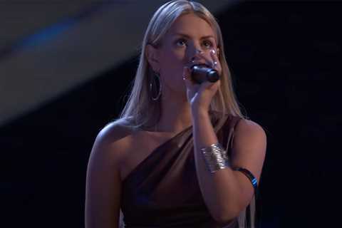 Watch Michael Bublé & Niall Horan Fight Over These 2 Young Women Who Got Four-Chair Turns on..