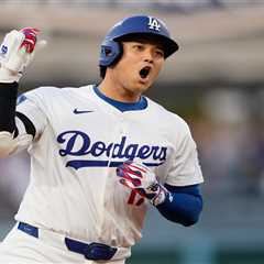 Shohei Ohtani starts playoffs with leadoff homer as Dodgers tee off on Reds’ Hunter Greene