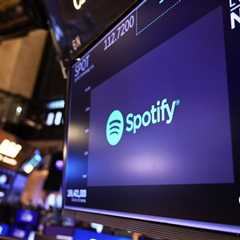 Spotify Loses Billions in Value After CEO Succession News; Sphere Stock Continues ‘Oz’-Driven Rally