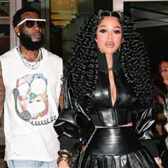Keyshia Ka’Oir Stepped Out with Gucci Mane in a Black Norma Kamali  Leather Jacket and Pleated Mini ..