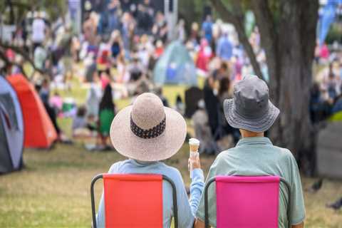 Expert Tips for Bringing Your Own Lawn Chair or Blanket to Outdoor Concerts in Northern Kentucky