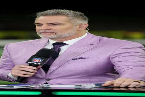 Kurt Warner hops on X to scold the Jets while calling the game