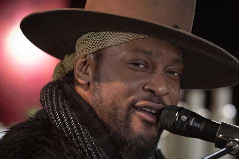 D'Angelo Dead at 51