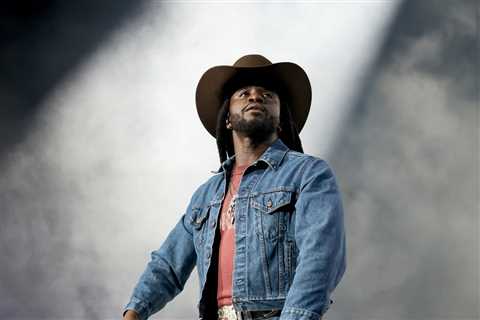 Shaboozey Explains Why ‘There’s No Better Choice’ Than Bad Bunny for 2026 Super Bowl Halftime Show