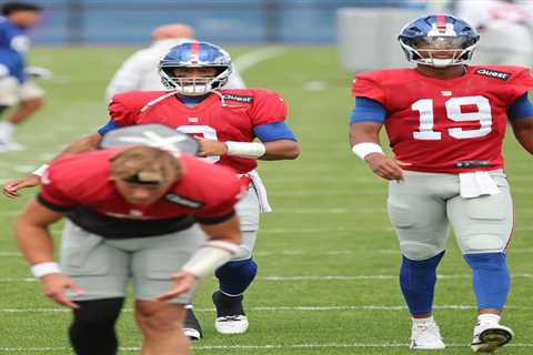 Bengals had interest in pair of Giants QBs before Joe Flacco trade