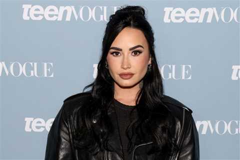Demi Lovato Says She Felt a ‘Responsibility’ Not to ‘Sweep It Under the Rug’ When She Struggled..