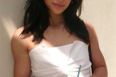 Sister of up-and-coming boxer Arturo Gatti Jr. claims brother found hanged was ‘mysteriously killed’