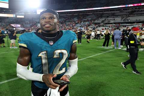 Travis Hunter’s disappointing rookie season takes another hit with practice injury