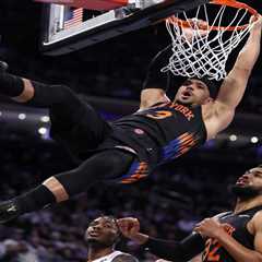 Josh Hart makes his fourth-quarter return worthwhile in historic Knicks performance