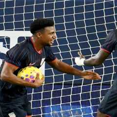 USMNT dismantle Paraguay to extend win streak to five games