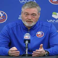 Patrick Roy sees positive signs in Islanders’ woeful power play