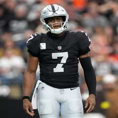 Geno Smith apologizes for ‘poor judgement’ gesture toward Raiders fans