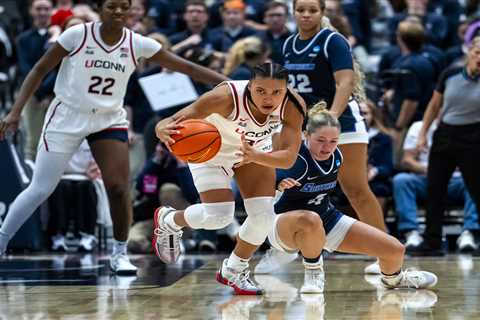 2026 Women’s college basketball championship odds, predictions: UConn opens season as favorites