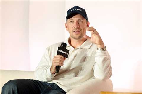 What’s the Future of the Concert Kiss Cam? Giving Fans Control of It