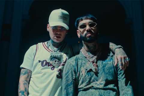 Anuel AA & Blessd’s ‘Pórtate Bonito’ Skyrockets to No. 1 on Latin Airplay Chart