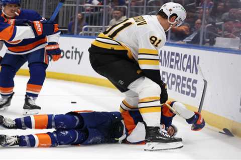 Islanders get into heated scuffle with Bruins after Nikita Zadorov knocks down Matthew Schaefer
