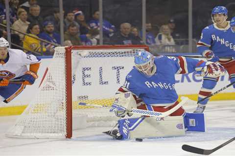 Igor Shesterkin’s poor stretch continues in Rangers’ ugly loss to Islanders
