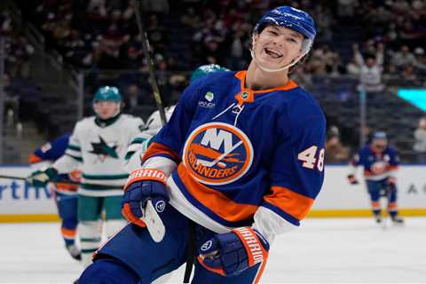 Islanders phenom Matthew Schaefer reveals Long Island routine — including which cartoons he watches