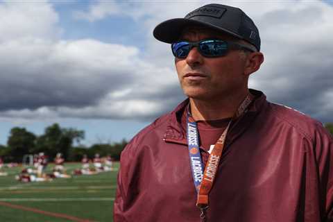 Long Island high school football powerhouse snags record-setting 63rd straight win