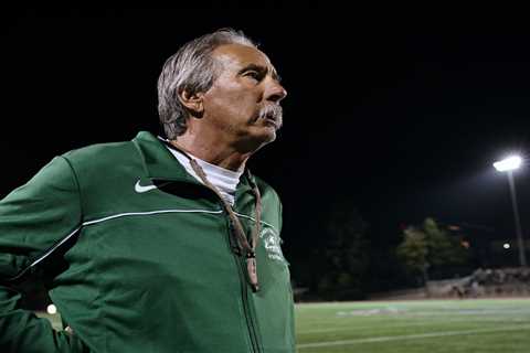 Suspect in custody in shooting of ‘Last Chance U’ coach John Beam