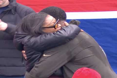 Jameis Winston shares moment with wife before his first Giants start