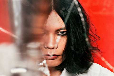 Kenshi Yonezu’s ‘IRIS OUT’ Holds at No. 1 for 9th Week, timelesz’s ‘Steal the Show’ Debuts at No. 2 ..