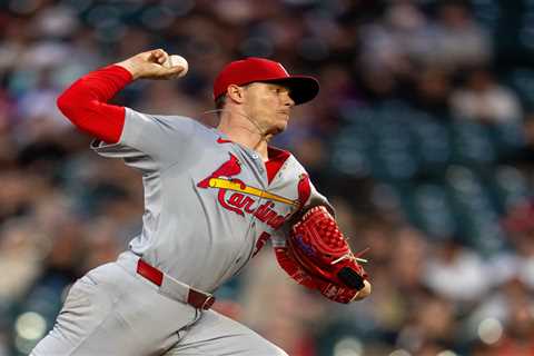 Yankees are in for an offseason battle royale with their biggest rivals