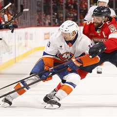 Islanders’ three-game winning streak snapped in loss to Panthers with injury absences felt