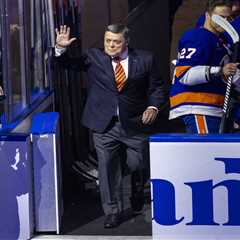 Pat LaFontaine’s decade-long thaw ends with Islanders Hall of Fame induction
