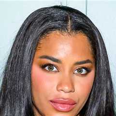 'Love Island's' Amaya Espinal Rushed to Hospital in Ambulance