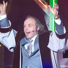 Pastor Phil In 'Four Christmases' 'Memba Him?!