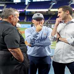 Mets fans are starting to turn their anger toward Steve Cohen — there is still time to change that