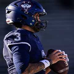 UConn vs. Army prediction: Odds, picks, and best bet for the Fenway Bowl