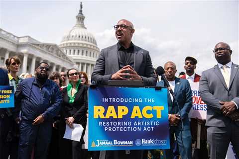 Why Recording Academy Advocacy Co-Chairs Say A ‘Fair Music Ecosystem’ Is In ‘The Public Interest’