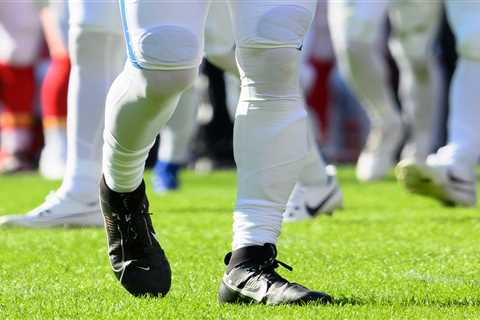 Daniel Jones’ Duke teammates create 3D-printed pad to help his injured leg