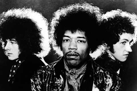 Jimi Hendrix’s Bandmates ‘Died in Relative Poverty,’ U.K. Court Told as Trial Over Royalties Begins