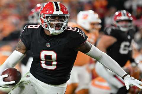 Falcons’ Kyle Pitts delivers his first 100-yard game of the season — at halftime of ‘TNF’