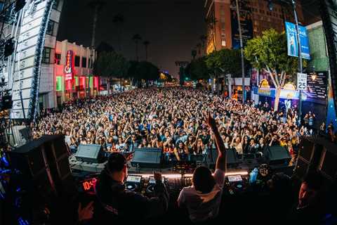 In 2025, Swedish House Mafia, Mochakk & More Big DJs Played Delis, Bullfighting Rings & City Halls. ..