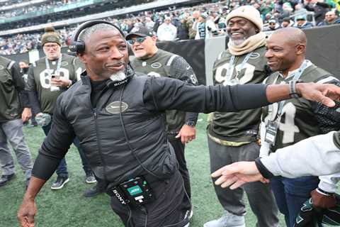 Aaron Glenn botched his QB, coordinator and Jets wins forecast — but he got stuff right, too