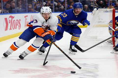 Mat Barzal is quietly carrying the Islanders when they need him most