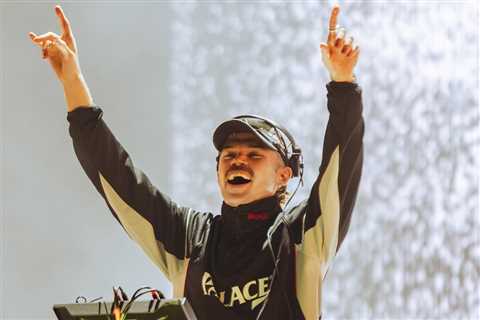 Dom Dolla Draws 40,000 Fans for First Australian Stadium Headline Show