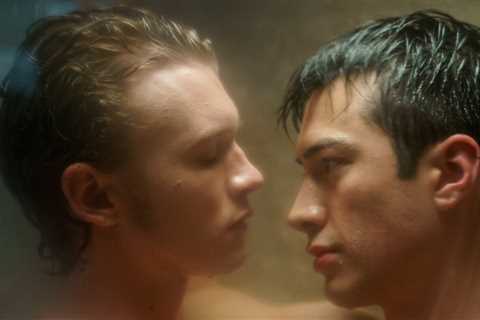 The Heated Rivalry Creator Responded To Criticism That The Show Has Bad Acting And No Plot