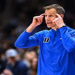 theScore Bet bonus code NPNEWS: Bet $10, get $100 in bonus bets for Duke vs. Louisville