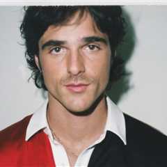 Jacob Elordi Reveals Childhood Crushes — Including ‘Miley Cyrus as Hannah Montana’ & a 1960s..