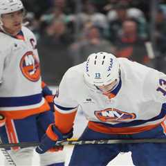 Islanders end long road trip with a dud in listless loss to Kraken